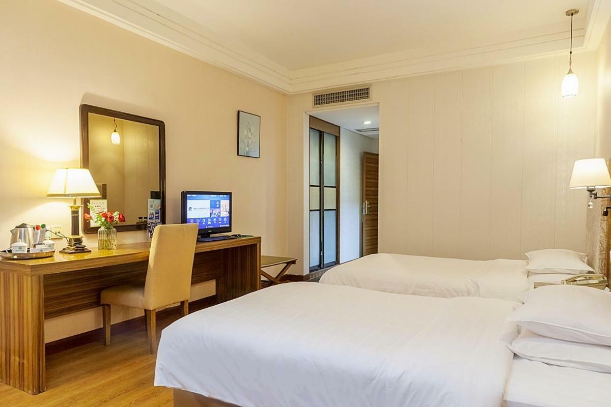 Xiamen Huaqiao Hotel Екстериор снимка