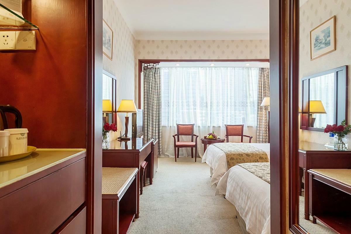 Xiamen Huaqiao Hotel Екстериор снимка